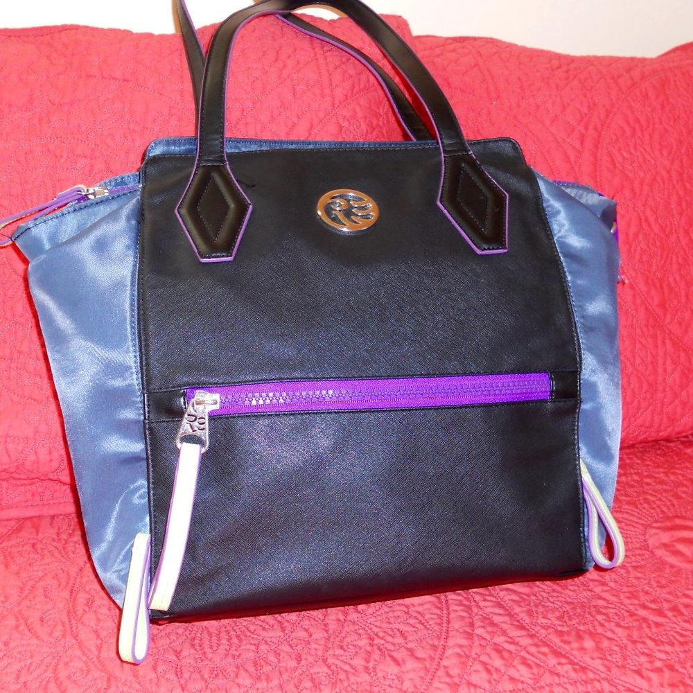 Rare Earth by Stone Mountain Black Purple Gray PVC Yoga Bag Travel Gym Overnight